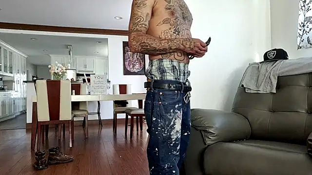 Cnutt310 online show from October 29, 6:42 pm