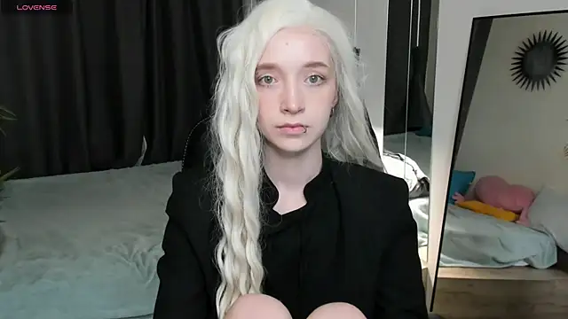 Snapshot of MelissaReis chatting on September 13, 8:52 pm MelissaReis online show from September 13, 8:52 pm