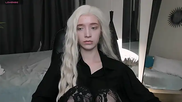 Snapshot of MelissaReis chatting on September 14, 9:03 pm MelissaReis online show from September 14, 9:03 pm