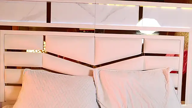 ambar rosse25 online show from November 29, 11:57 am