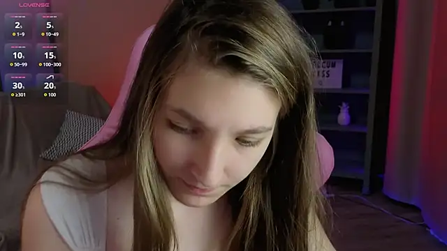 Snapshot of Mia_Myles chatting on November 7, 5:18 am Mia Myles online show from November 7, 5:18 am