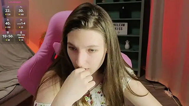 Snapshot of Mia_Myles chatting on November 11, 10:15 am Mia Myles online show from November 11, 10:15 am