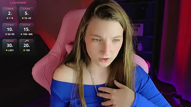 Snapshot of Mia_Myles chatting on November 30, 1:15 pm Mia Myles online show from November 30, 1:15 pm