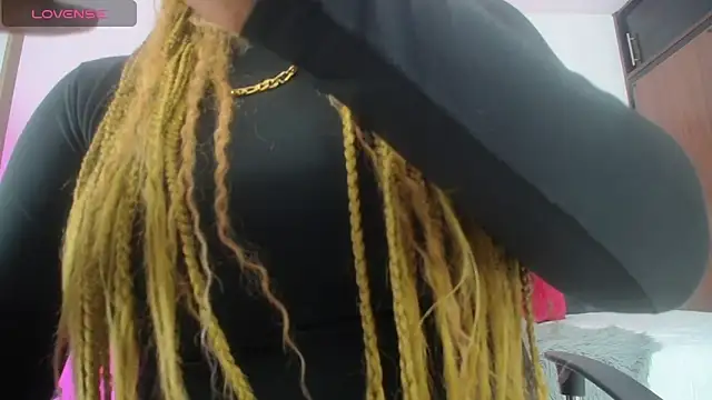 BarbaraGil1 online show from September 18, 1:24 pm