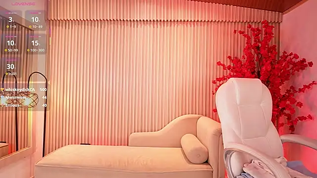 NicoleCrawft online show from October 31, 12:44 am