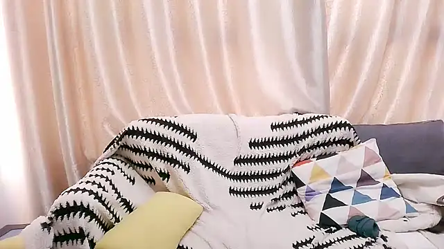 Tsia-Die online show from October 10, 5:17 am