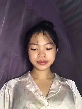 Thy00   online show from September 23, 9:56 am