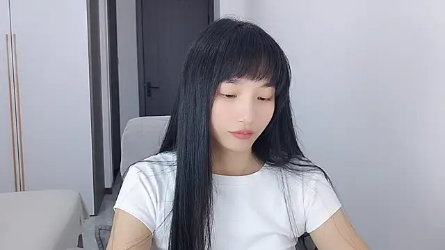 Snapshot of Lisa-3333 chatting on September 23, 2:09 pm Lisa-3333 online show from September 23, 2:09 pm