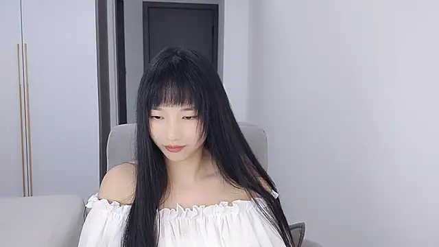 Snapshot of Lisa-3333 chatting on October 17, 2:30 pm Lisa-3333 online show from October 17, 2:30 pm