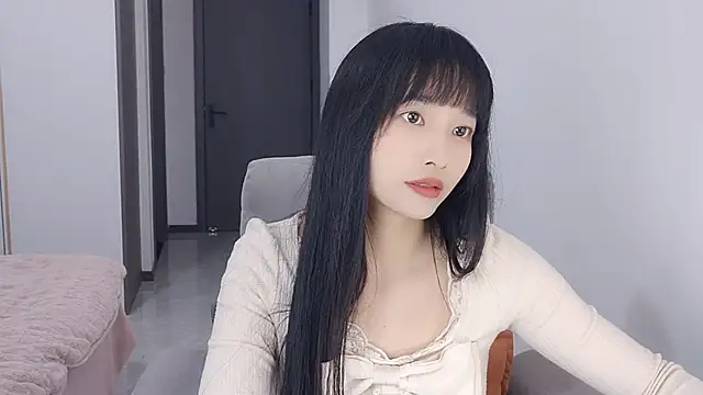 Snapshot of Lisa-3333 chatting on December 14, 1:49 pm Lisa-3333 online show from December 14, 1:49 pm