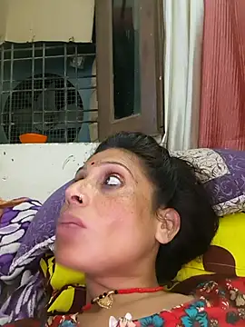 ISHANI-SINGH online show from September 17, 2:30 pm