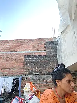 ISHANI-SINGH online show from October 4, 2:09 am