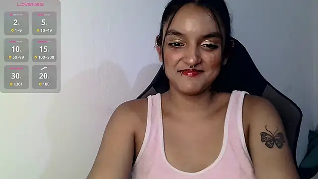 Snapshot of Ari_20_ chatting on October 14, 12:44 am Ari 20 online show from October 14, 12:44 am