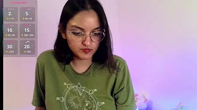 Snapshot of Ari_20_ chatting on December 19, 6:59 pm Ari 20 online show from December 19, 6:59 pm