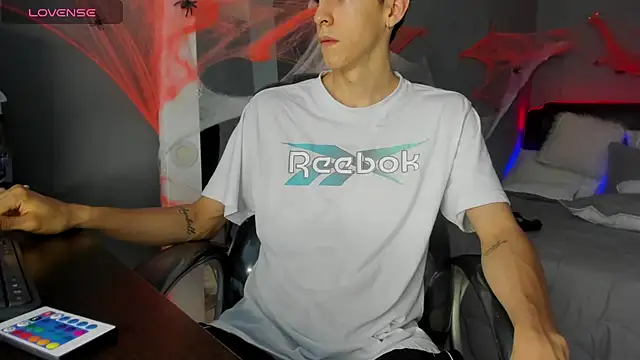 Jhon snow22 online show from October 22, 3:23 pm