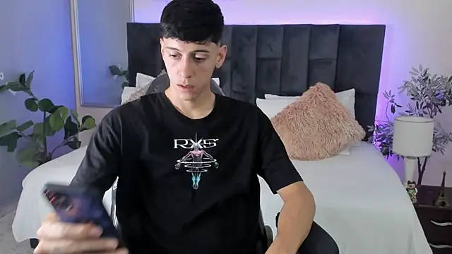 Jhon snow22 online show from November 22, 1:43 pm