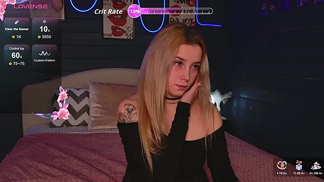 Snapshot of Crystal_Jull chatting on November 9, 4:49 pm Crystal Jull online show from November 9, 4:49 pm