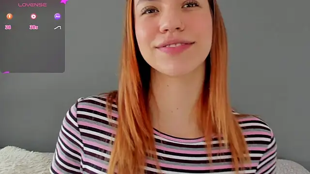 Snapshot of AntonellaaRossii chatting on September 29, 1:27 pm AntonellaaRossii online show from September 29, 1:27 pm