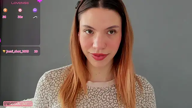 Snapshot of AntonellaaRossii chatting on October 17, 2:08 pm AntonellaaRossii online show from October 17, 2:08 pm