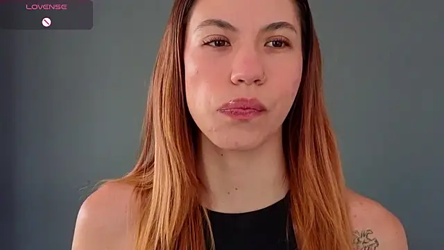 Snapshot of AntonellaaRossii chatting on December 3, 1:09 pm AntonellaaRossii online show from December 3, 1:09 pm