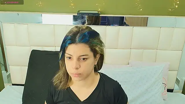 gisell gomez online show from September 15, 12:16 pm