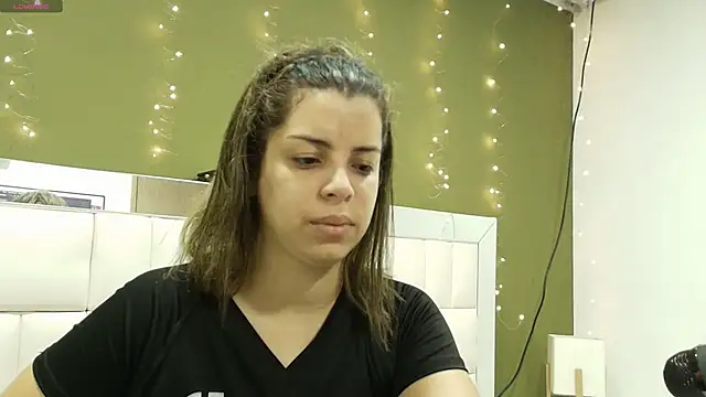 gisell gomez online show from October 3, 11:40 am