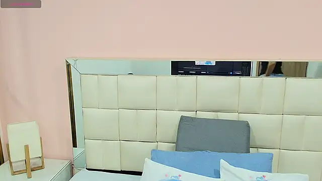 gisell gomez online show from November 6, 12:28 pm