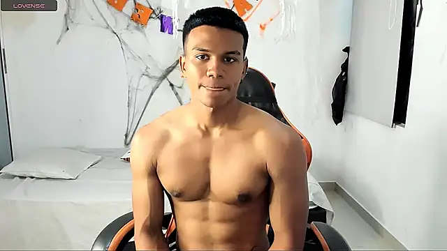 jeanfran ferrer online show from October 24, 6:37 pm