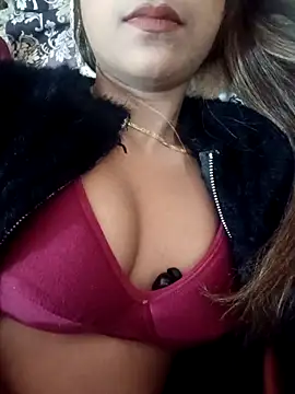 Snapshot of payalsharma95 chatting on December 4, 4:48 pm payalsharma95 online show from December 4, 4:48 pm