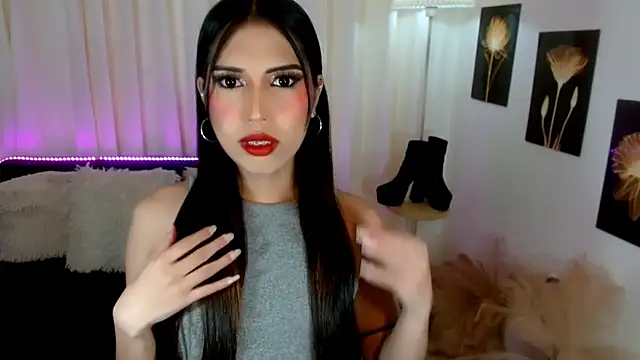 Snapshot of Sassy_Suzuhime chatting on November 21, 7:07 am Sassy Suzuhime online show from November 21, 7:07 am