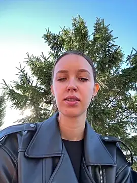 Snapshot of ElliRose chatting on September 27, 5:01 am ElliRose online show from September 27, 5:01 am