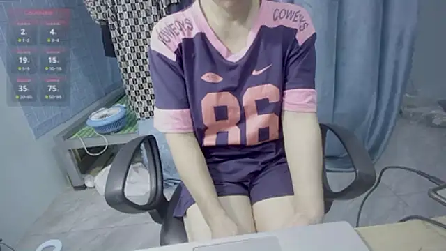 Snapshot of _Sara_768 chatting on October 8, 2:31 am Sara 768 online show from October 8, 2:31 am