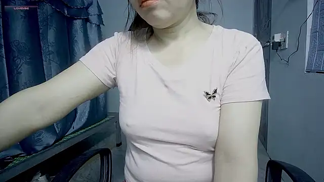 Snapshot of _Sara_768 chatting on October 26, 8:04 pm Sara 768 online show from October 26, 8:04 pm