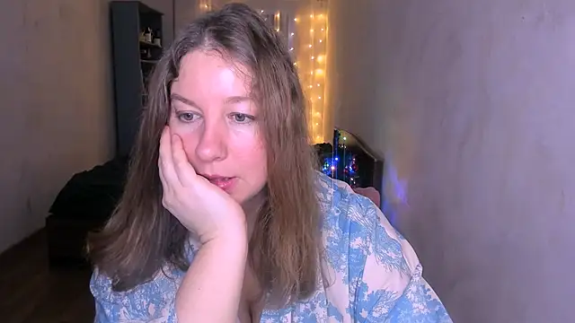 NancySanders online show from December 21, 5:36 am