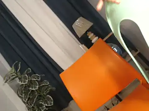 yourmochaloca69 online show from October 5, 12:25 pm