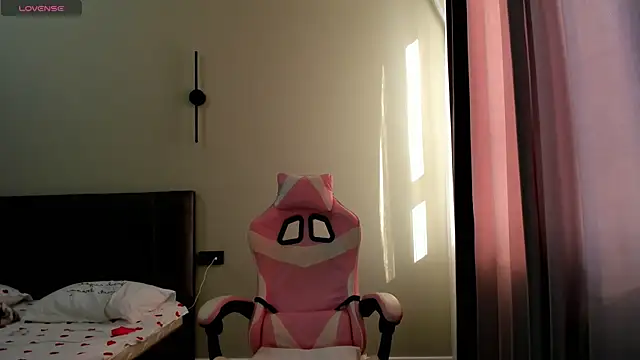 obokozu mai online show from October 14, 4:24 am