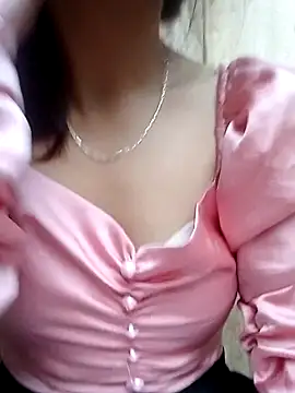 Snapshot of daisy_will chatting on October 11, 11:03 pm daisy will online show from October 11, 11:03 pm