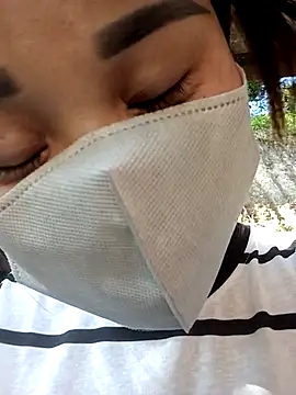 Snapshot of daisy_will chatting on November 29, 7:00 am daisy will online show from November 29, 7:00 am