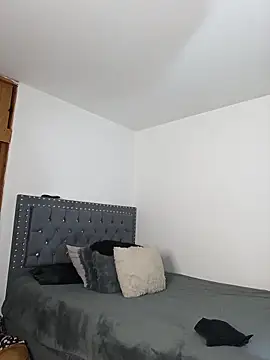 asumi 18 online show from November 12, 9:32 am