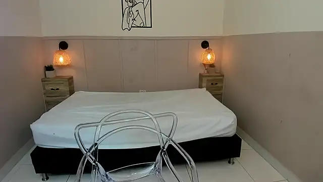 AuroraSky8 online show from October 25, 11:51 am