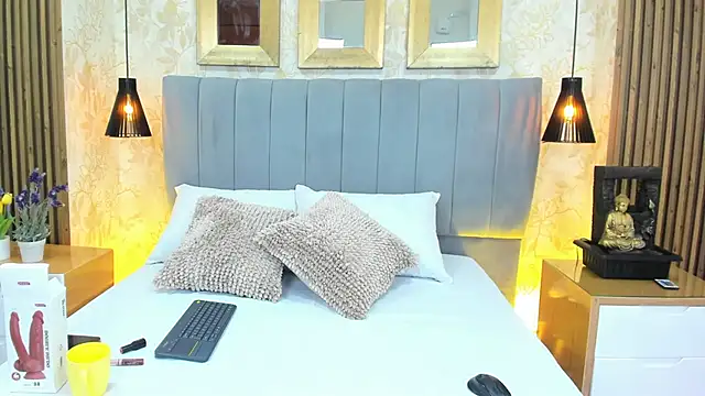 Tifany boobsgb online show from September 15, 8:09 pm