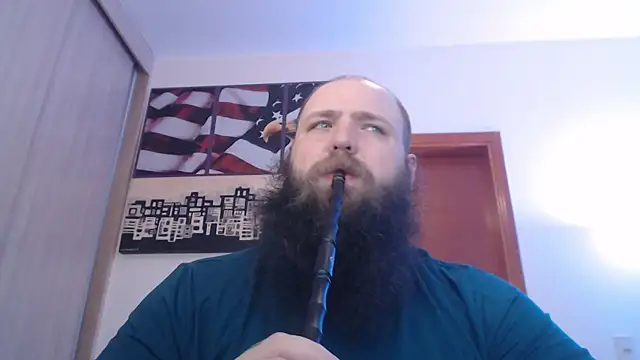 Snapshot of PayMasterGus chatting on September 11, 4:45 am PayMasterGus online show from September 11, 4:45 am