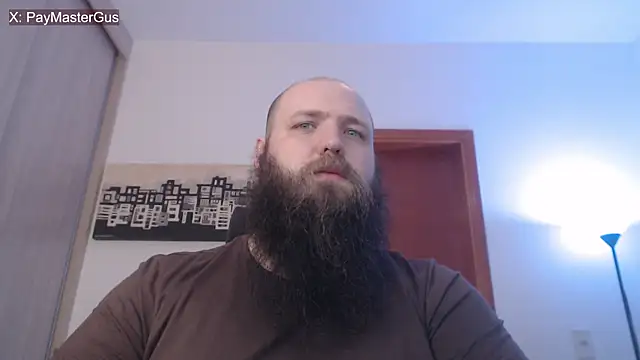 Snapshot of PayMasterGus chatting on November 26, 3:51 am PayMasterGus online show from November 26, 3:51 am