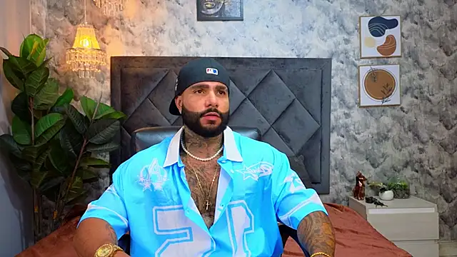 Apolo rousse1 online show from November 15, 10:26 pm