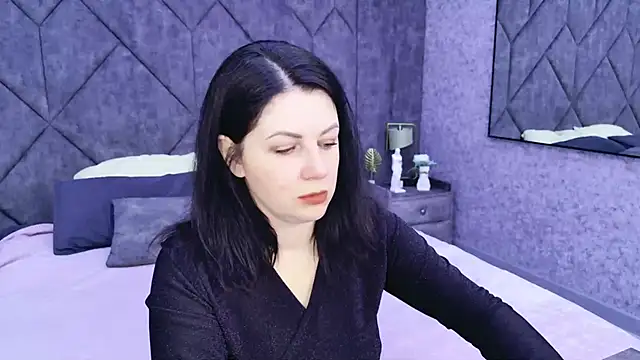 Nina Stane online show from October 1, 5:24 am