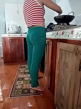 Sweet-Berry89 online show from October 17, 4:48 am