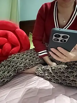 Sweet-Berry89 online show from November 2, 12:02 am