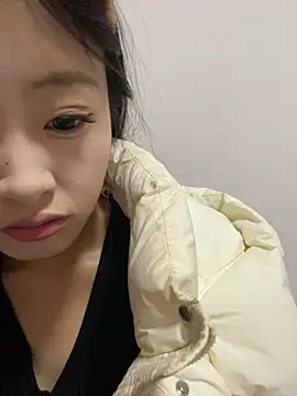 Snapshot of MengMeng0515 chatting on November 21, 11:20 am MengMeng0515 online show from November 21, 11:20 am