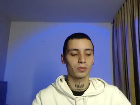 Snapshot of xalejo_max chatting on October 4, 11:03 pm xalejo max online show from October 4, 11:03 pm