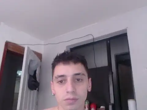 Snapshot of xalejo_max chatting on November 21, 5:00 pm xalejo max online show from November 21, 5:00 pm